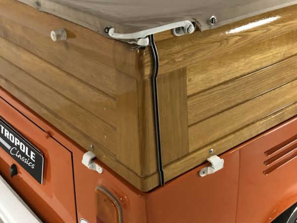 Volkswagen T2b pickup 1977 121339