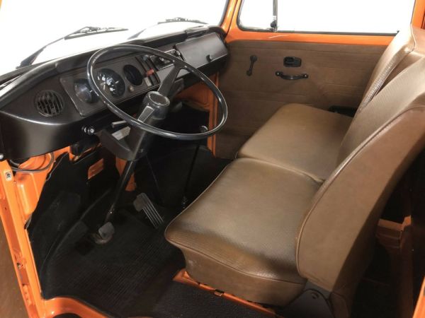 Volkswagen T2b pickup 1977 121342