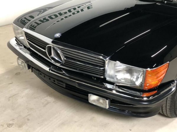 Mercedes-Benz 560 SL 1986 122099