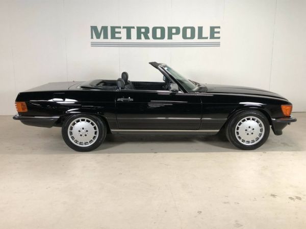 Mercedes-Benz 560 SL 1986 122104