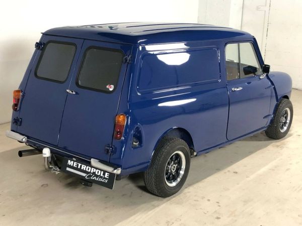 Austin Mini Van 1982 127691