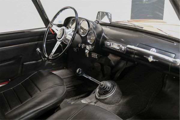 Alfa Romeo 2000 Spider 1960 131450