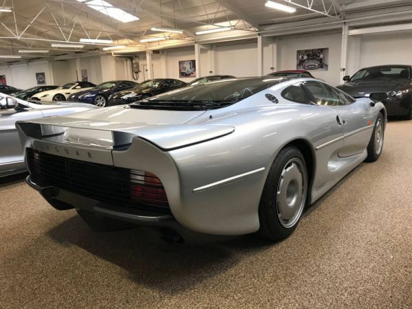 Jaguar XJ 220 1993 34266