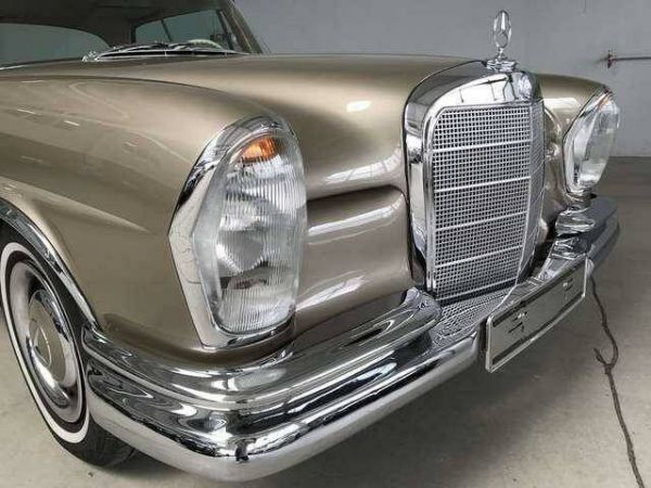 Mercedes-Benz 280 SE 1967 34187