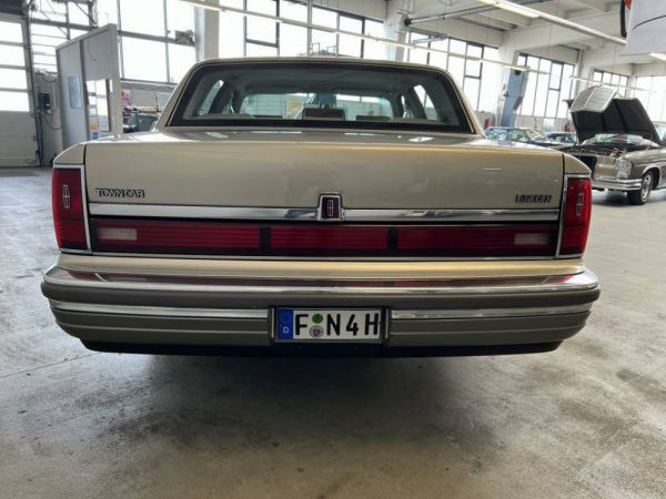 Lincoln Town Car 1990 78612