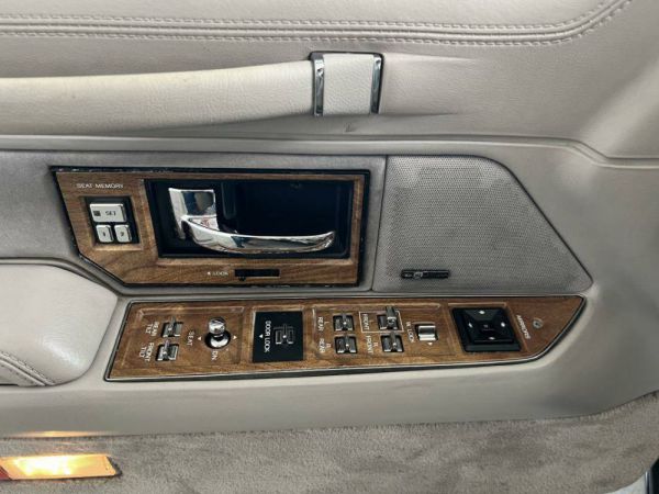 Lincoln Town Car 1990 78617