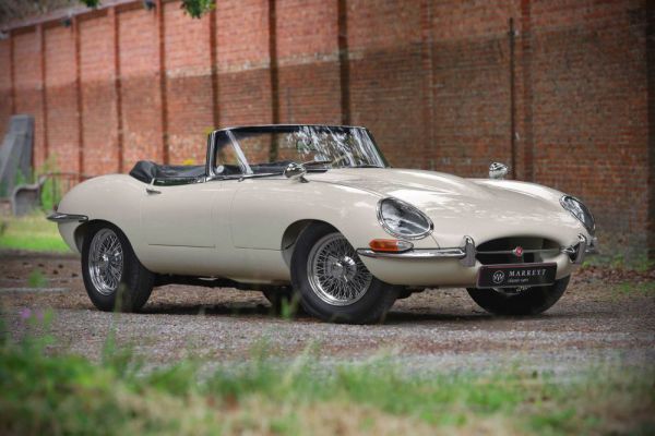 Jaguar E-Type 4.2 1965 34031
