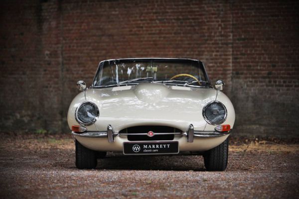 Jaguar E-Type 4.2 1965 34032