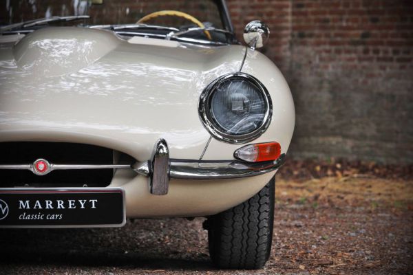 Jaguar E-Type 4.2 1965 34034