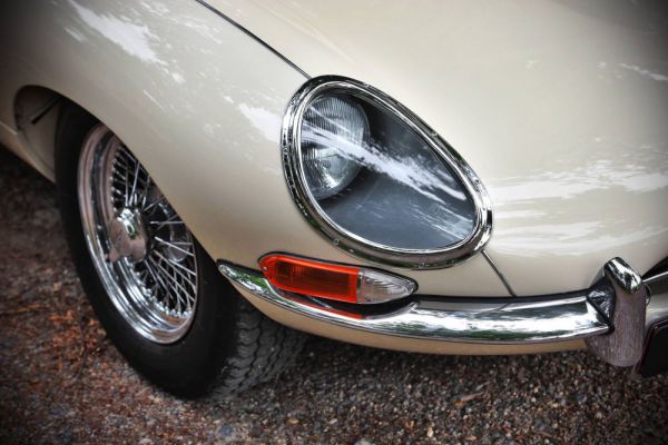 Jaguar E-Type 4.2 1965 34037