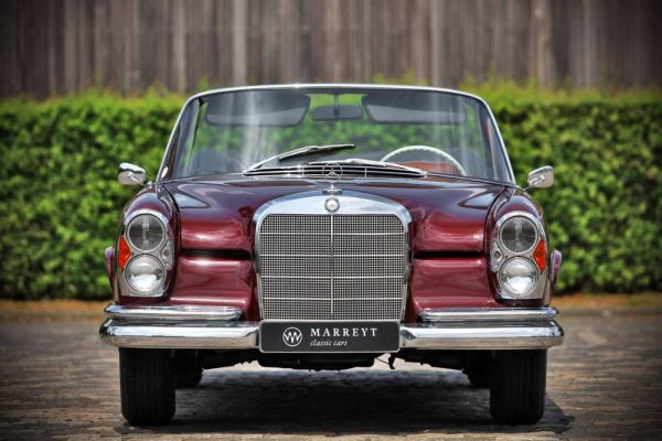 Mercedes-Benz 220 SE b 1961 126162
