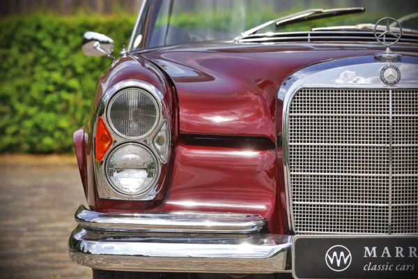 Mercedes-Benz 220 SE b 1961 126163