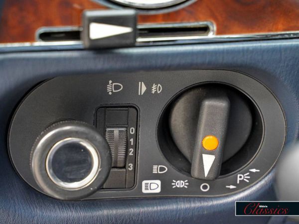 Mercedes-Benz 560 SL 1987 40777