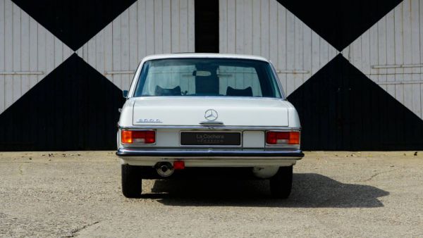 Mercedes-Benz 200 D 1971 30590