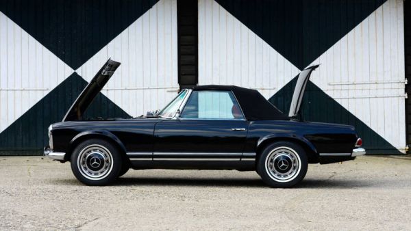 Mercedes-Benz 230 SL 1967 30606