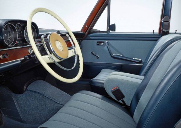 Mercedes-Benz 250 SE 1967 30463
