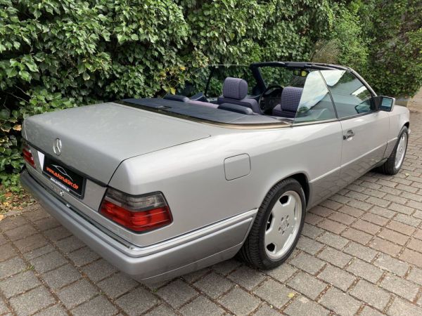 Mercedes-Benz E 200 1995 29954
