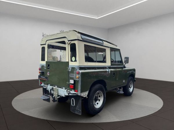 Land Rover 88 1972 130037