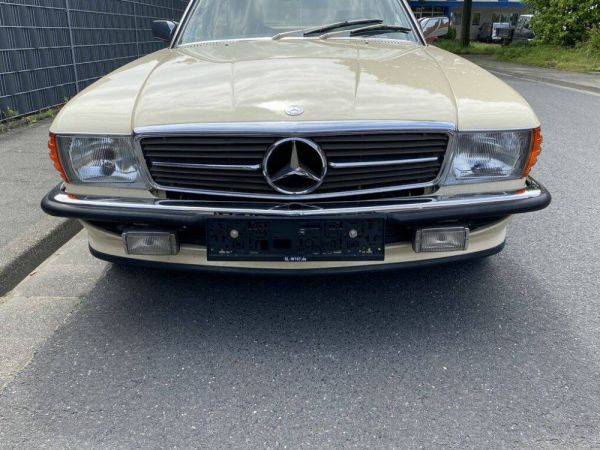 Mercedes-Benz 560 SL 1986 29390