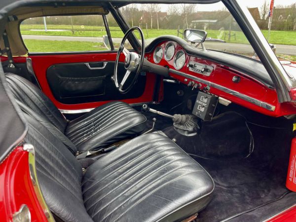 Alfa Romeo Giulia 1600 Spider 1963 89079