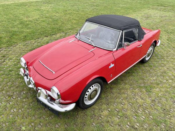 Alfa Romeo Giulia 1600 Spider 1963 89081