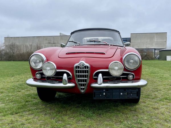 Alfa Romeo Giulia 1600 Spider 1963 89083