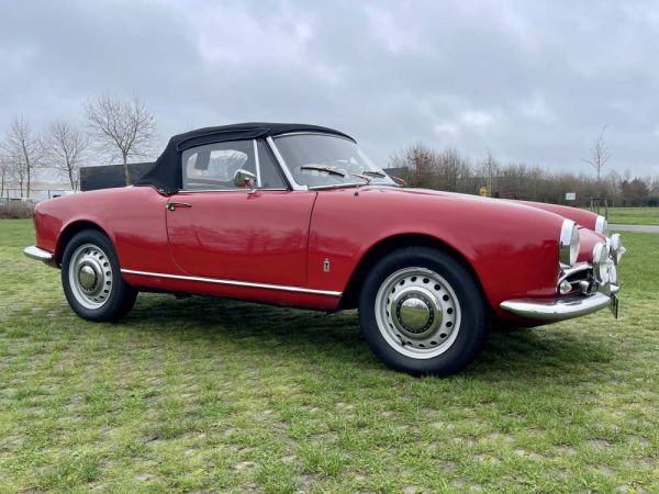 Alfa Romeo Giulia 1600 Spider 1963 89085