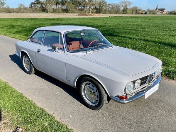 Alfa Romeo 1750 GT Veloce 1968 122203