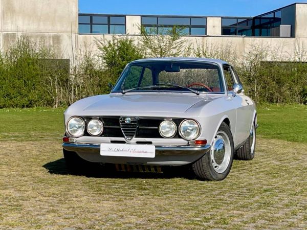 Alfa Romeo 1750 GT Veloce 1968 122209