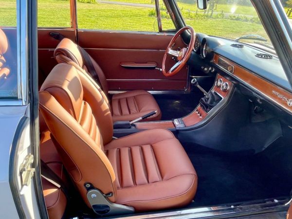 Alfa Romeo 1750 GT Veloce 1968 122213