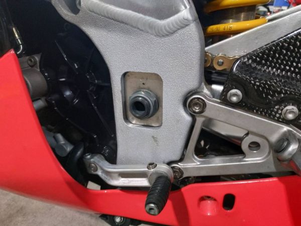 Aprilia RSV Mille 1999 114009