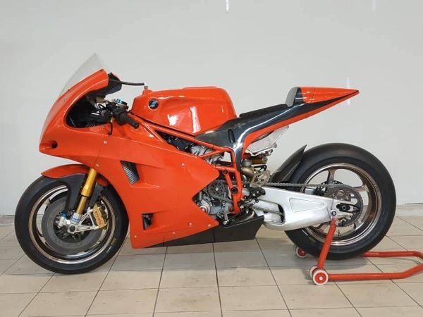 Aprilia RSV4 RR 2012