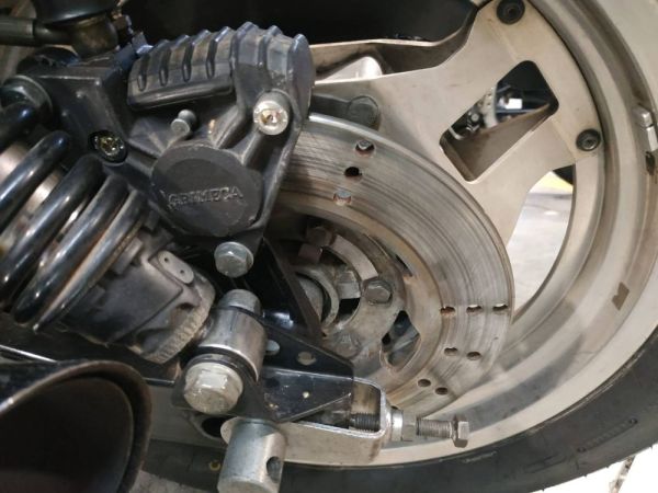 Aprilia RSV4 RR 2012 114023