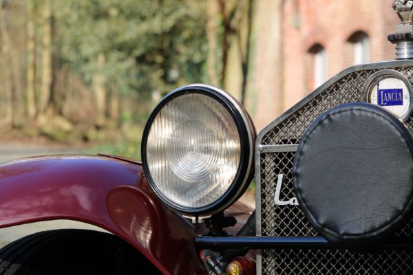 Lancia Lambda 1930 26264