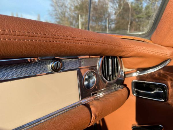Mercedes-Benz 280 SL 1969 26276
