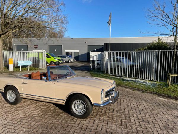 Mercedes-Benz 280 SL 1969 26282