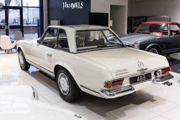 Mercedes-Benz 280 SL 1969 25587