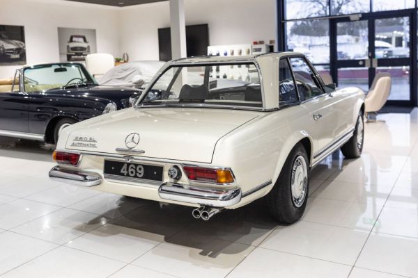 Mercedes-Benz 280 SL 1969 25589