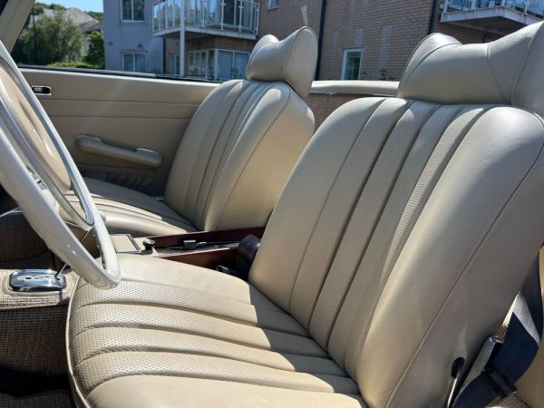 Mercedes-Benz 280 SL 1971 25605