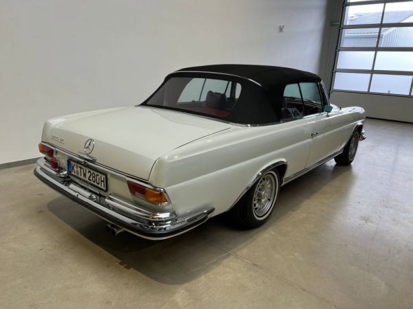 Mercedes-Benz 280 SE 1969 25463
