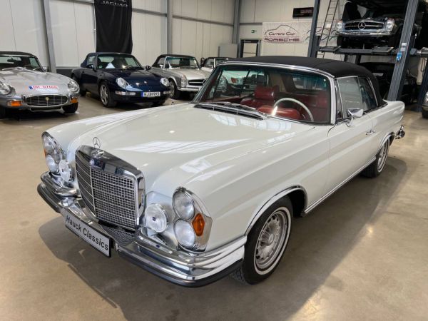 Mercedes-Benz 280 SE 1969 25466
