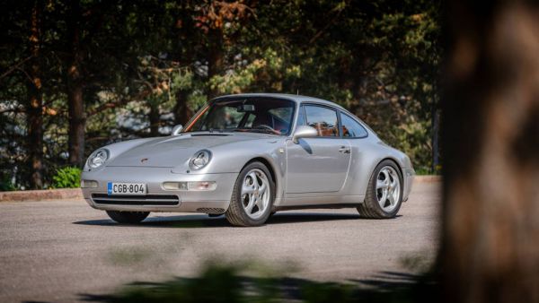 Porsche 911 Carrera 4 1997 25426
