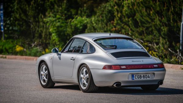 Porsche 911 Carrera 4 1997 25428