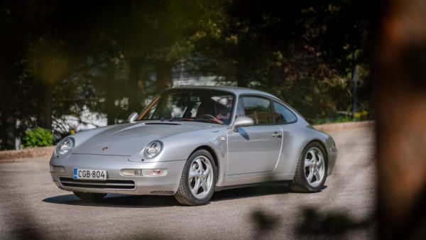 Porsche 911 Carrera 4 1997 25431