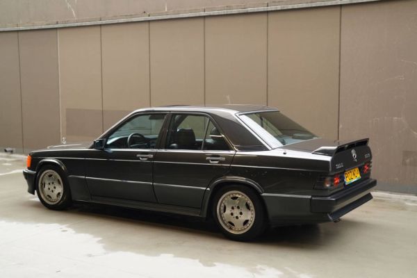 Mercedes-Benz 190 E 2.3-16 1984 117556