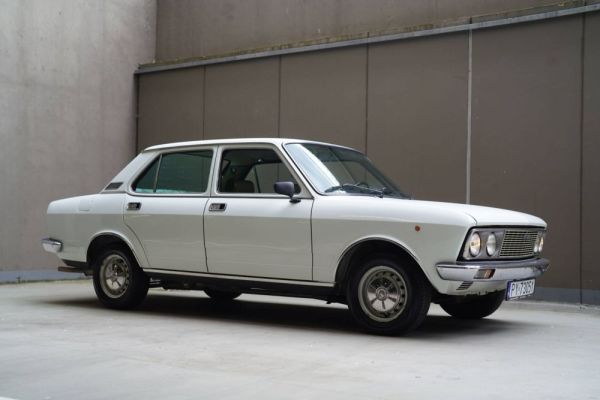 Fiat 132 1974 117576