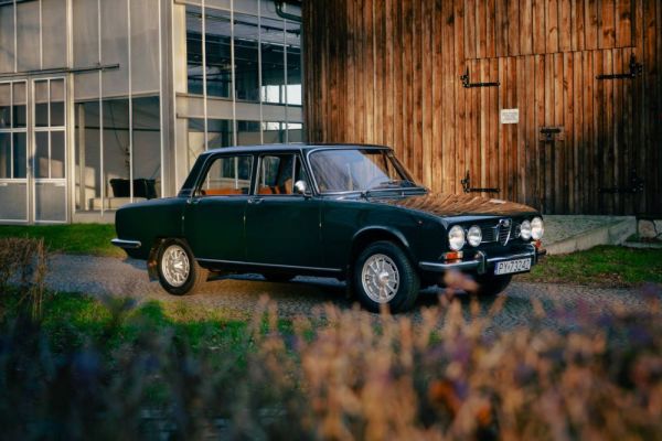 Alfa Romeo 1750 Berlina 1970 120803