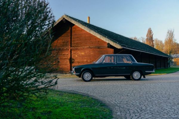 Alfa Romeo 1750 Berlina 1970 120809