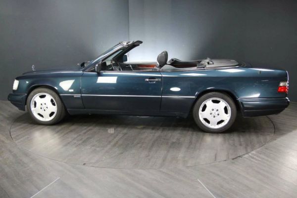 Mercedes-Benz E 320 1996 24141