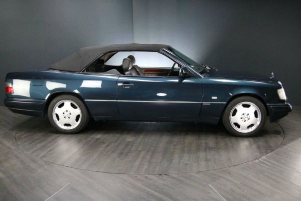 Mercedes-Benz E 320 1996 24145
